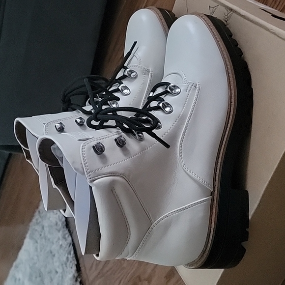 Indigo Shoes - indigo rd. NWT Hiker Style Boots